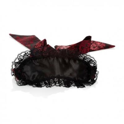 Masque pour les Yeux Scandal en utilisation BDSM