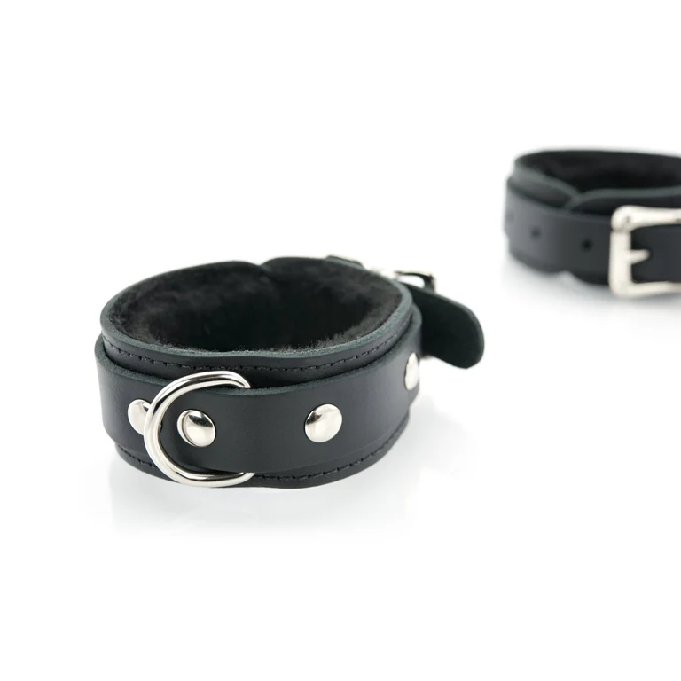 Mini menottes en cuir avec doublure en fausse fourrure – Image 4