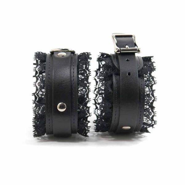 Fancy Cuffs - Mini Menottes en Cuir avec Dentelle Noir - Doublées de Suède - XBliss – Image 4