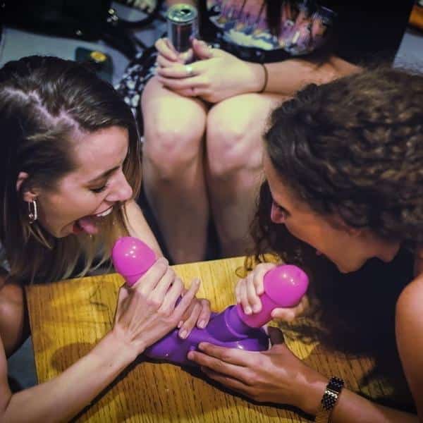 Cum Face Duel Action Penis Game - Jeu Amusant