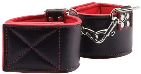 Reversible Ankle Cuffs - Menottes de Chevilles - Ouch! – Image 3
