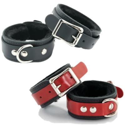 Mini Fuzzy Cuff – Mini-Menottes en Cuir Doublé de Fausse Fourrure – XBliss