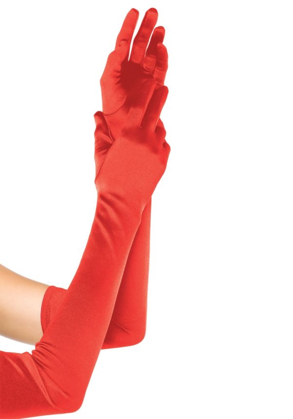 « Gros plan sur la texture soyeuse des gants opéra en satin »