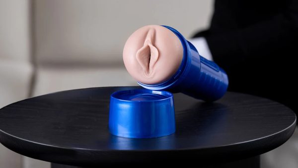 Le Fleshlight Boost prend tout ce que vous aimez des produits Fleshlight et le monte d'un cran.