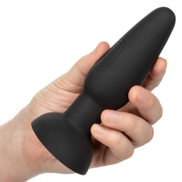 Surfez sur les vagues d'extase vers des territoires de plaisir inexplorés avec la plug anale Dual Pulsating Probe de la collection Bionic de CalExotics.