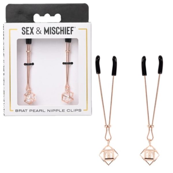 Pincez les mamelons de votre partenaire avec les  pince Brat Pearl Nipple Clips de Sex & Mischief pour une punition parfaite.