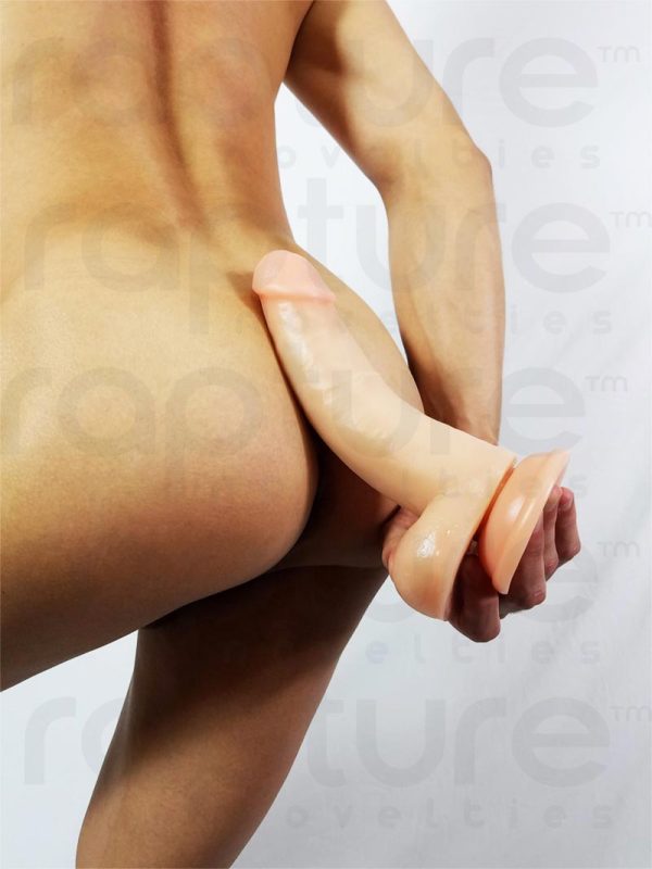 Le gode XL The Ryder de la collection Rapture est de la bonne taille pour votre type de plaisir.