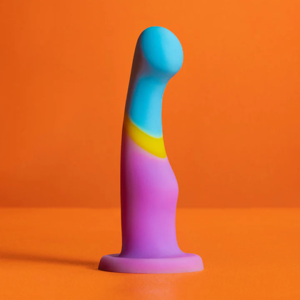 Moderne, élégant et beau : découvrez le gode Heart of Gold de la collection Avant de Blush.