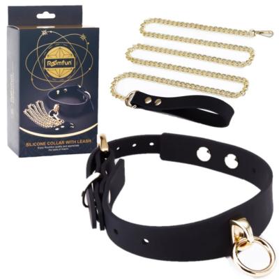 Découvrez l'Élégant Collier avec Laisse en Silicone de Roomfun : Alliant Esthétique et Fonctionnalité