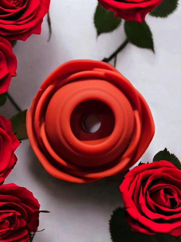 Ultimate Rose : Vibromasseur et Thruster en Un