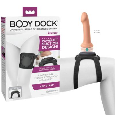 Le Harnais de Cuisse Lap Strap de la Collection Body Dock de Pipedream