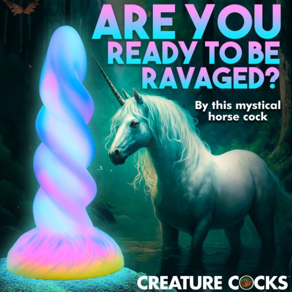 Explorez la Magie du Moon Rider Unicorn de Creature Cocks !