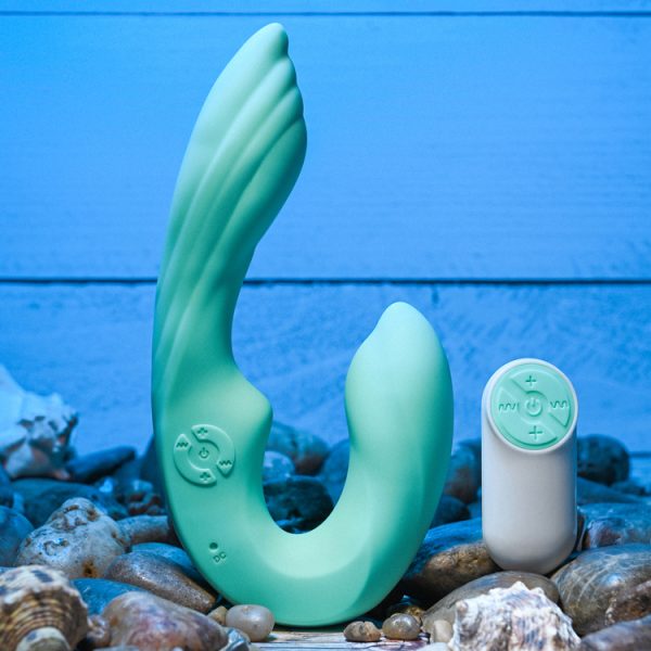 Le Strapless Seashell de Gender X est Courbée et élégante
