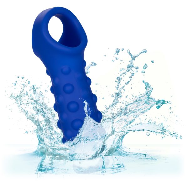 Découvrez un océan de plaisir avec l'Admiral™ Liquid Silicone BEDDED Extension. Un agrandisseur surdimensionné en silicone liquide, étanche et sans phtalate, conçu pour maximiser l'excitation et le soutien.