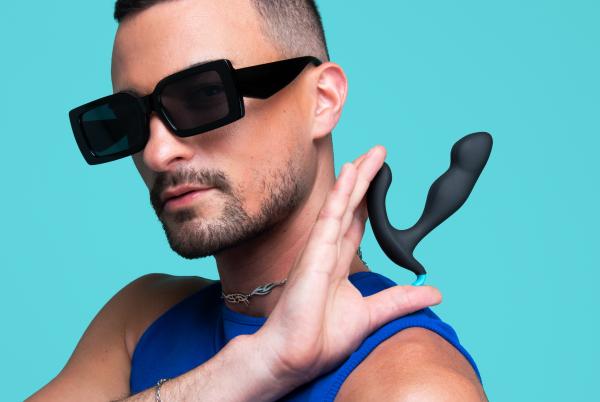 Balade Sensuelle avec le Rocker Plug de B-Vibe