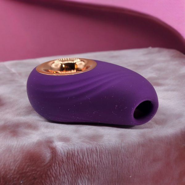 Stimulateur Clitoridien Love Me de CNT - Compact, Puissant, Sensationnel!