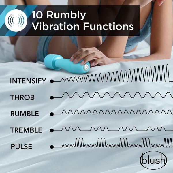 "Explorez l'Érotisme avec le Petite Massage Wand de Blush"