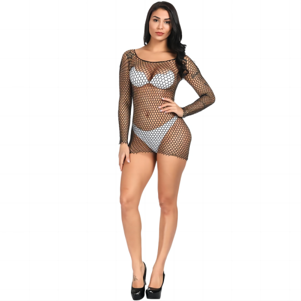 Exprimez votre Féminité avec la Robe en Gros Filet Noir L'Amour Réunit