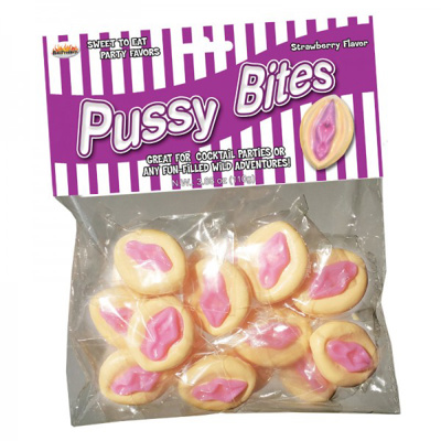 Bonbons en forme de vagin utilisés comme décorations de gâteaux.