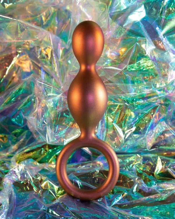 Conception ergonomique pour des sensations intenses avec la Plug Anale Duo Loop.