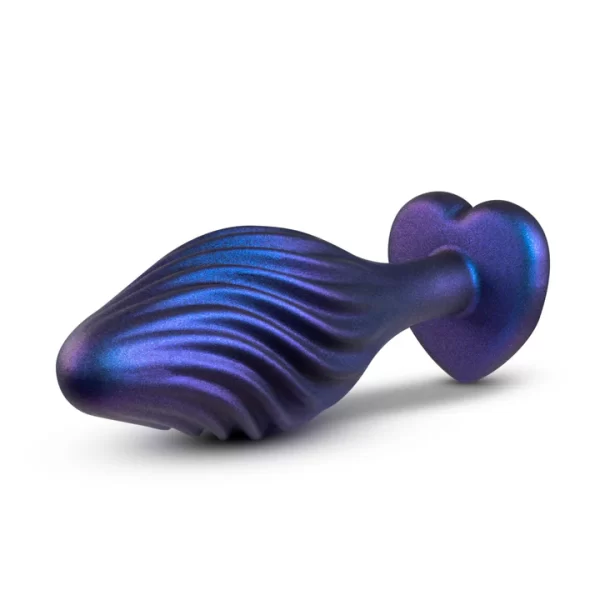 Tête effilée et vagues texturées de la plug Swirling Bling pour des sensations supplémentaires.