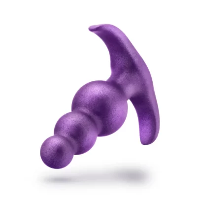 Silicone Puria™ et texture UltraSilk® pour une sensation douce avec la Plug Anale Supernova.