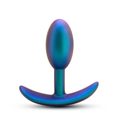 Finition lisse UltraSilk® de la plug anale Nebula pour une insertion facile.