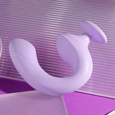 Rev Me Up avec design incurvé pour une stimulation du point G.
