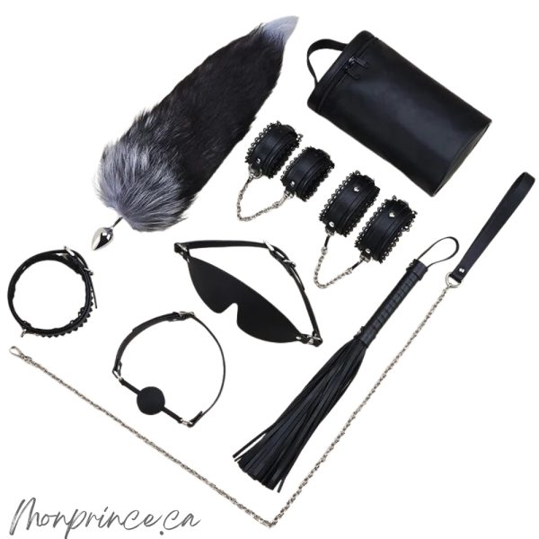 Ensemble de Bondage en Dentelle de Roomfun avec accessoires complets et pochette de rangement.
