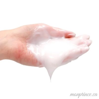 « Gros plan sur la texture crémeuse de Fist It Sperm »