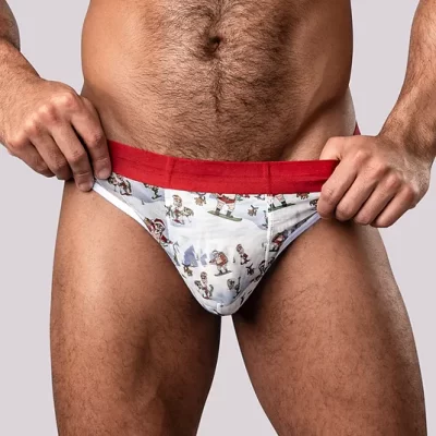 Vue avant du string Male Power avec poche doublée et taille basse.
