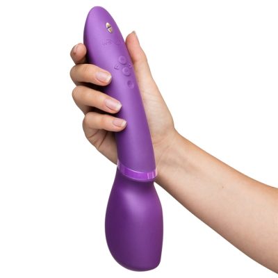 Vue complète du We-Vibe Wand 2 et de ses accessoires