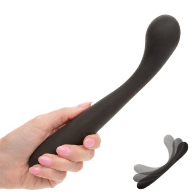 Gode anale bombé noir tenu à la main