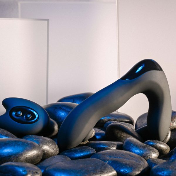 « Silicone soyeux noir, sans phtalates, du Tap It Zero Tolerance »
