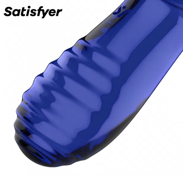 Gros plan de l’extrémité texturée du Satisfyer Double Crystal pour stimulation intense