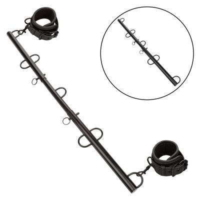 Spreader Bar with Cuffs – Nocturnal Collection (4) Accessoire de bondage noir ajustable
