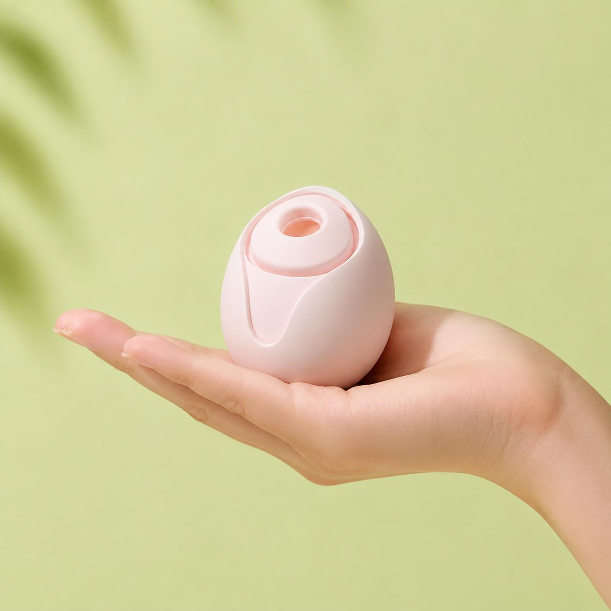 Peach Pulse tenu en main, format compact